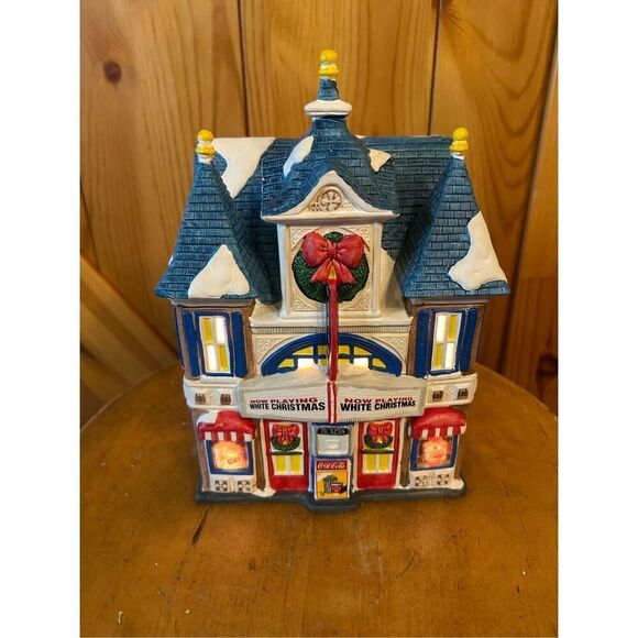 Vtg 1994 Christmas Village Coca Cola Town Square Strand Movie Theater (8618) - Picture 1 of 7